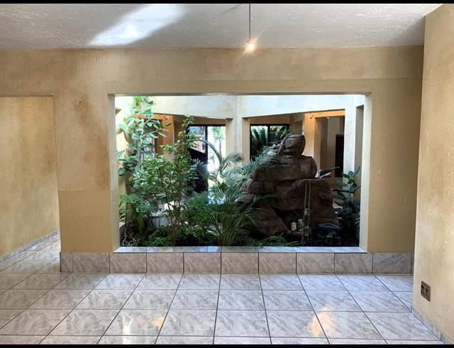 4 BEDROOM HOUSE FOR SALE IN SUNWARD PARK